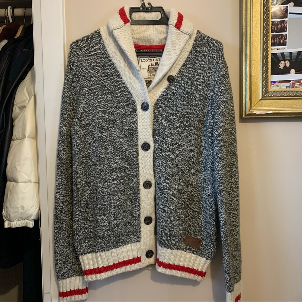 NWOT Roots Classic Cardigan - Picture 4 of 9